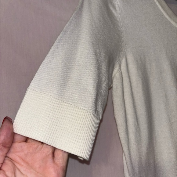 Merona Women's White Button Down Shirt - Picture 3 of 8